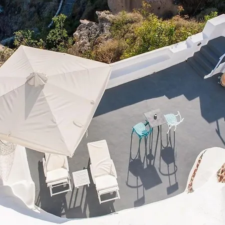 Apartment Marvellous Santorini | Ladros | 1 Bedroom | Min. Children Age: 12 Years | Private Furnished Balcony Overlooking The Sea | Spacious Shared Sun Terrace And Swimming Pool With Breathtaking Caldera View |